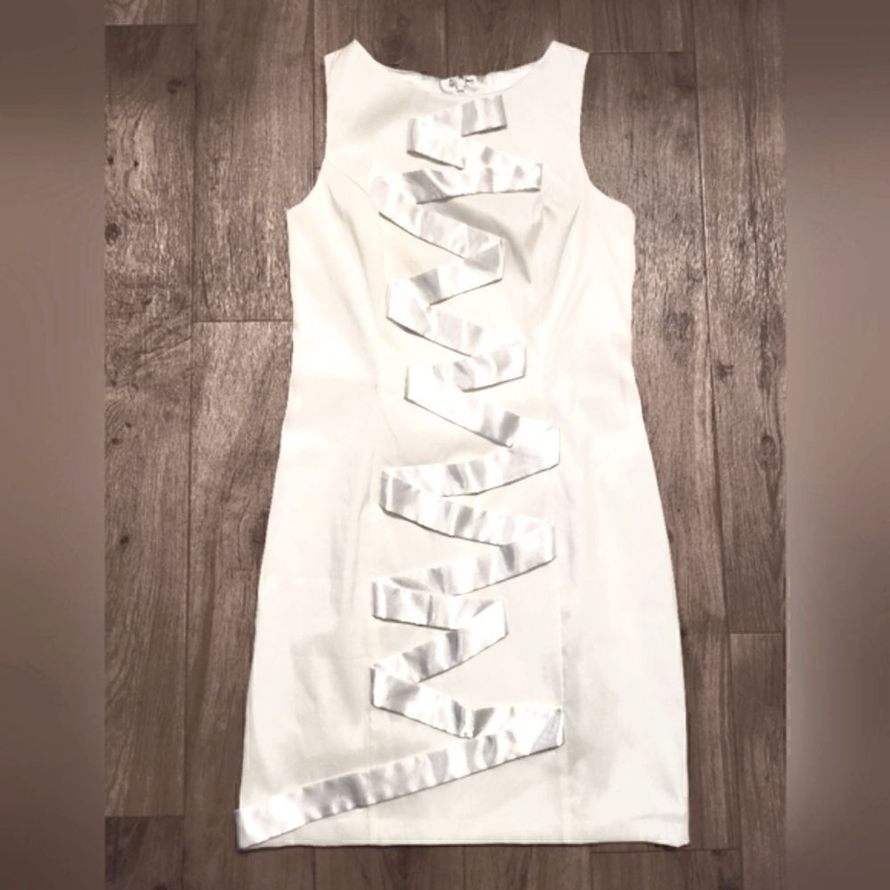 Jessica McClintock Sleeveless Knee Length Pencil Dress White Size 10